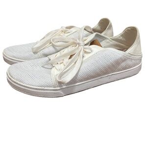 OluKai Women's White/Creme Sneakers 7 Beachy Boat Shoe Slip On